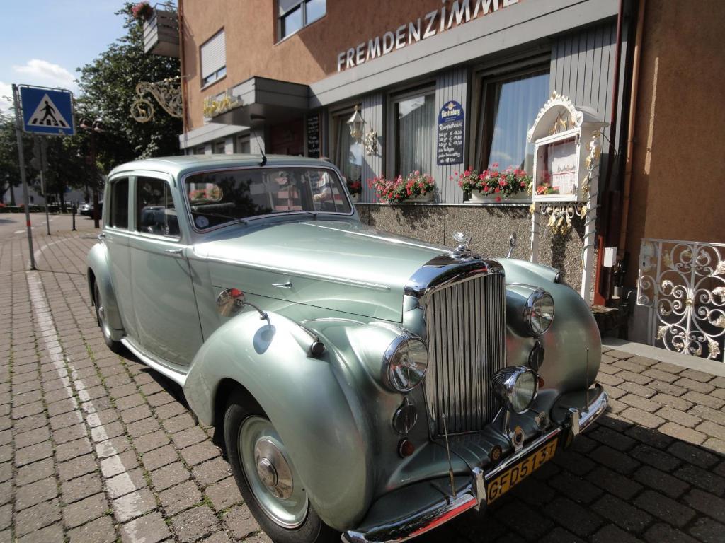 Gasthaus Hirsch Hotel Baden-Baden Bagian luar foto