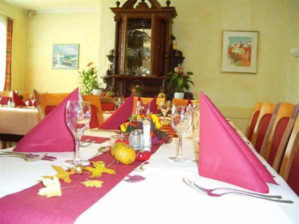 Gasthaus Hirsch Hotel Baden-Baden Bagian luar foto
